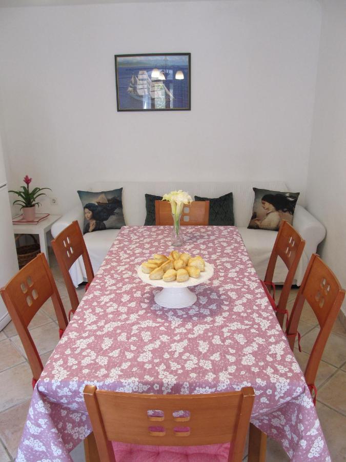 Apartments Anita เวลิโลชิน ภายนอก รูปภาพ